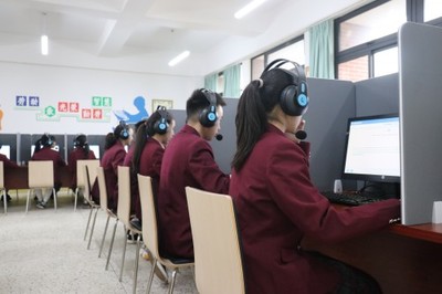 科大訊飛英語聽說黑科技“陜”現西北五省教育裝備展,引領教育科技服務新篇章